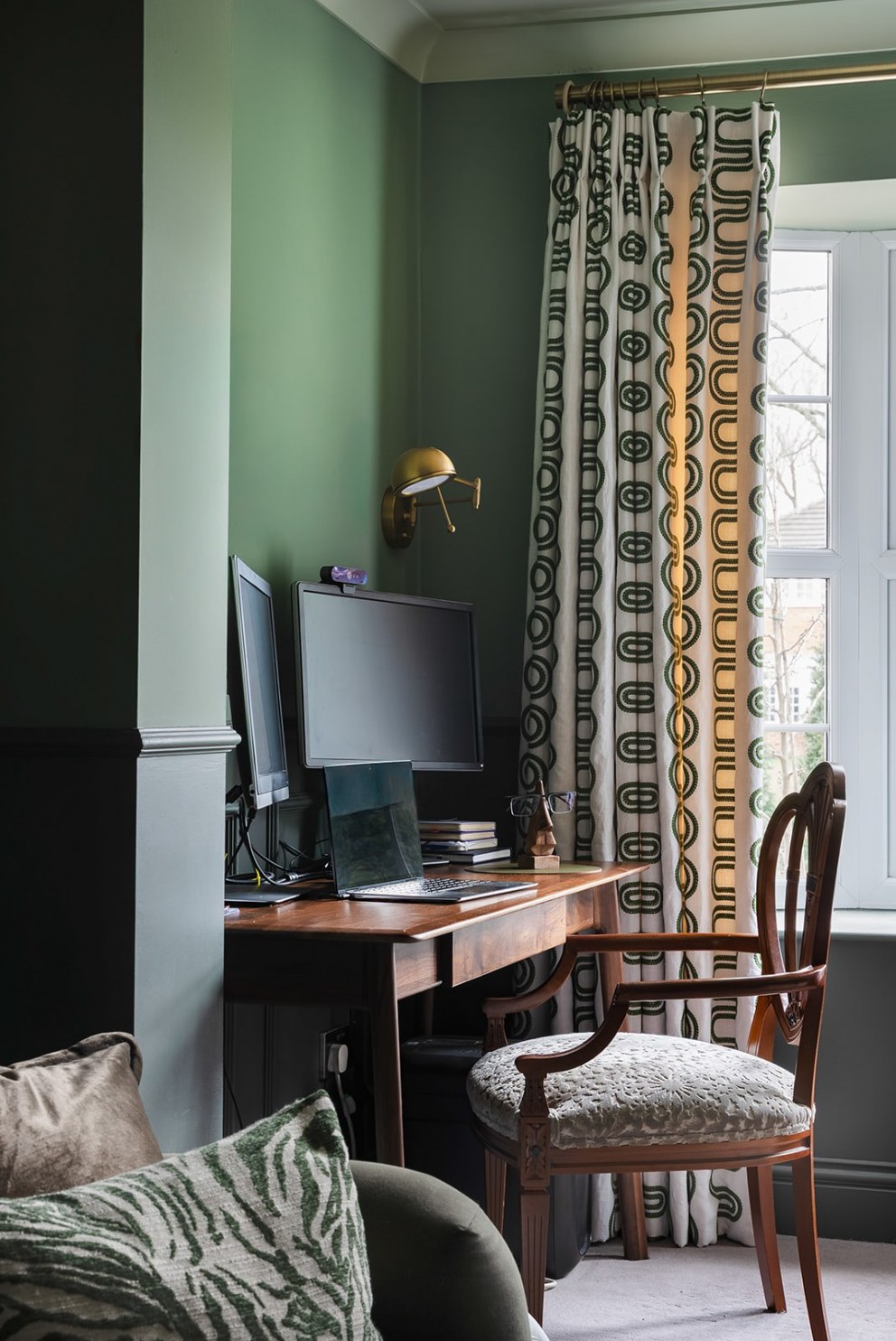 Pine Grove | Study | Interior Designers